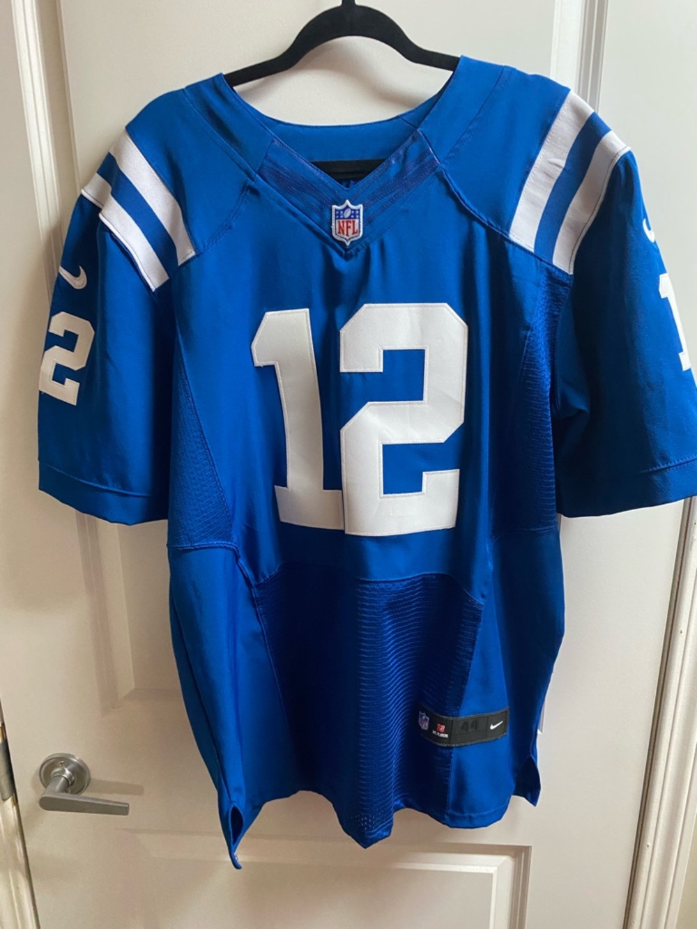 NFL Indianapolis Colts Andrew Luck Nike Jersey Mens Size 44 (XL) Like New